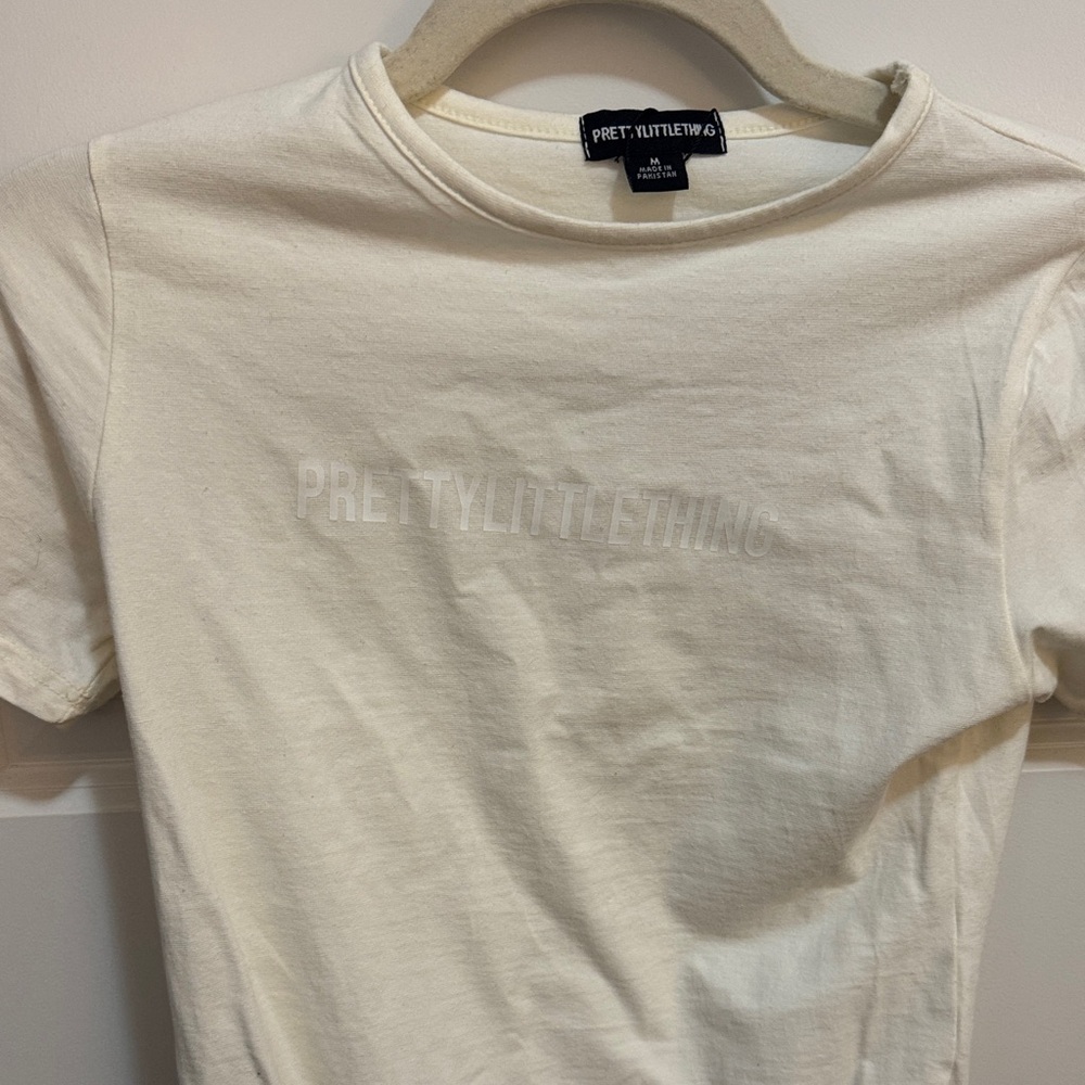 PrettyLittleThing Off-White Logo Bodysuit